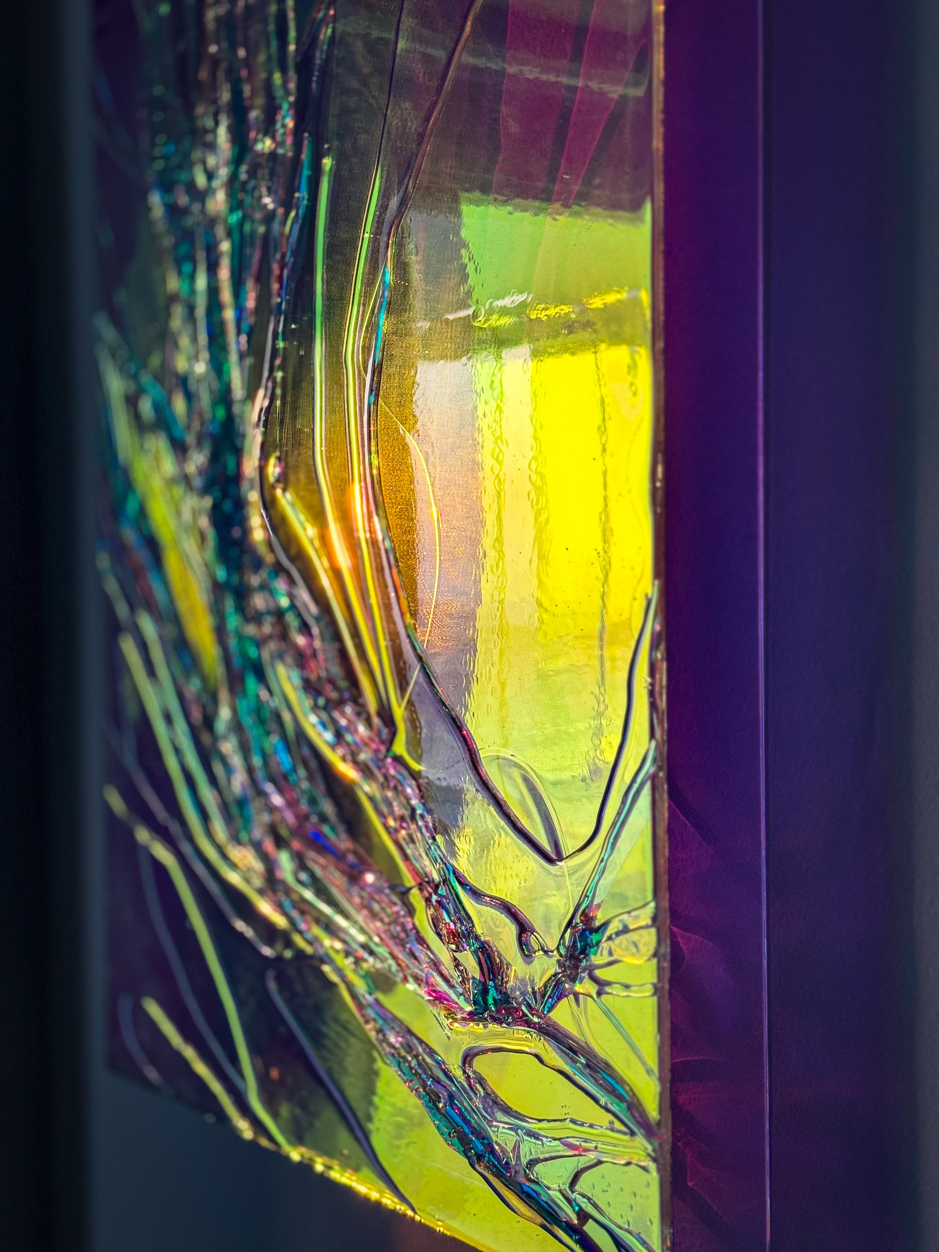 Sonho 3, 2024 · Resina epóxi sobre acrílico · 70 × 50 cm