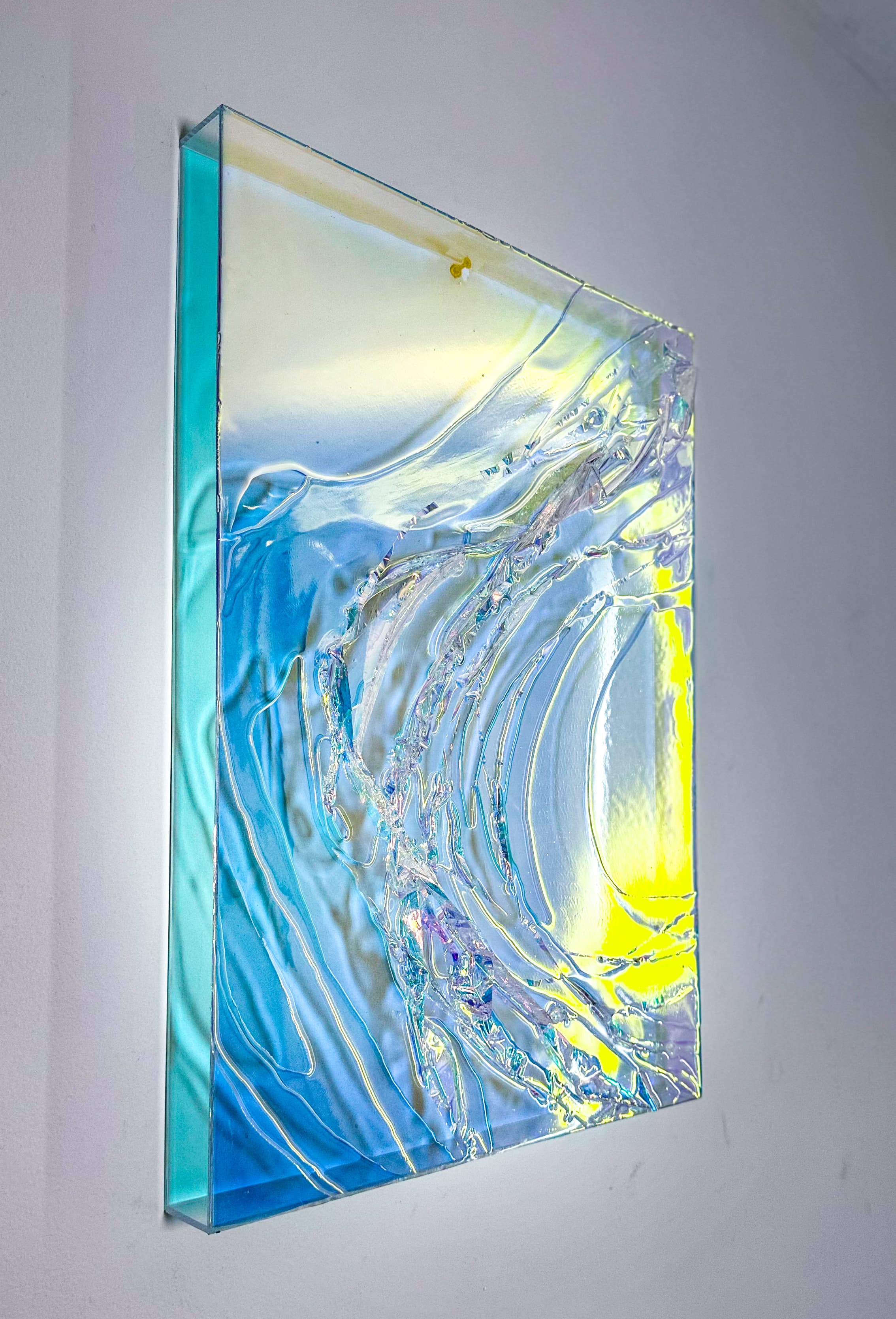 Sonho 8 by Anny Schäfer, 2024, epoxy resin on acrylic, 70 × 50 cm